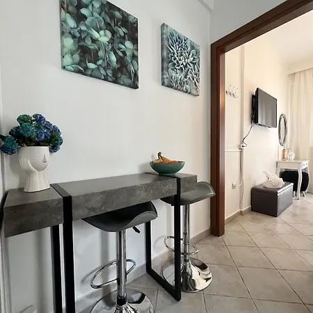 Lux 2 * Serres